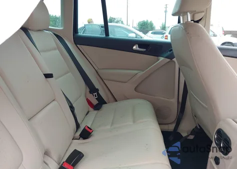 2015 Volkswagen Tiguan Se from USA, damaged, VIN WVGBV7AX2FW503576